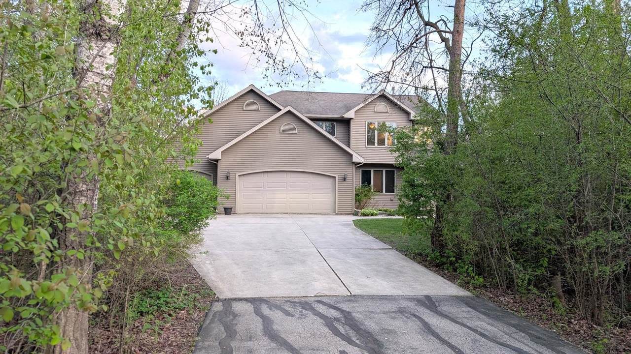 W4954 Emery Lane - Photo 1