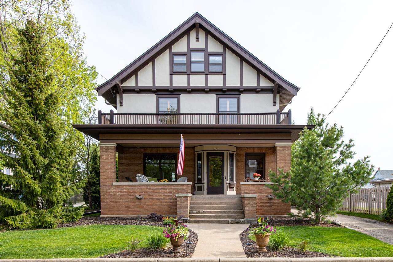 823 Washington Avenue - Photo 1