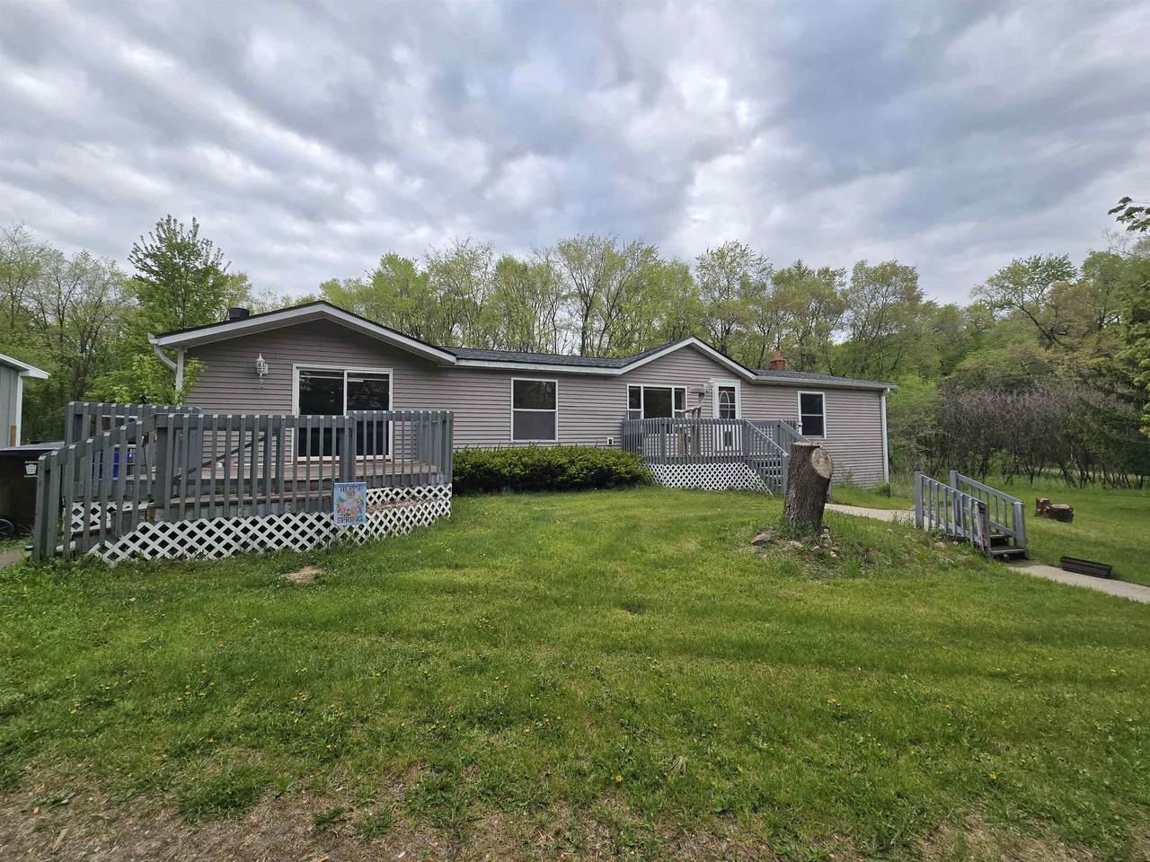 625 Semrow Road - Photo 1