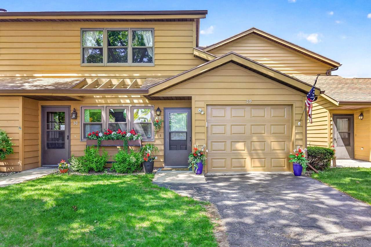 1135 Manor Drive - Photo 1