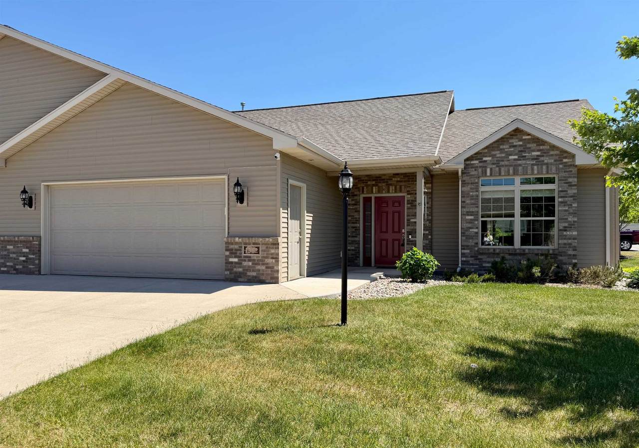 1362 Candlelight Lane - Photo 1