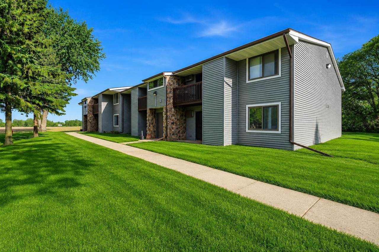 228 Enterprise Street - Photo 1