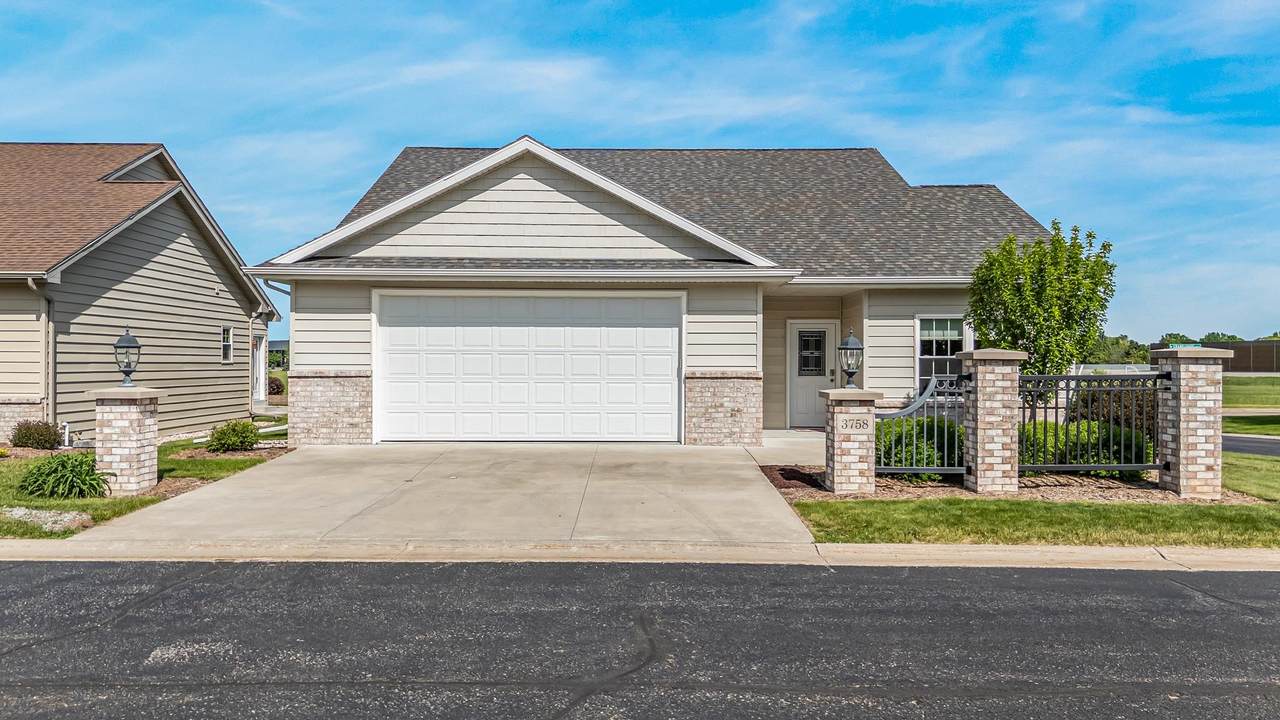 3758 Wayside Lane - Photo 1