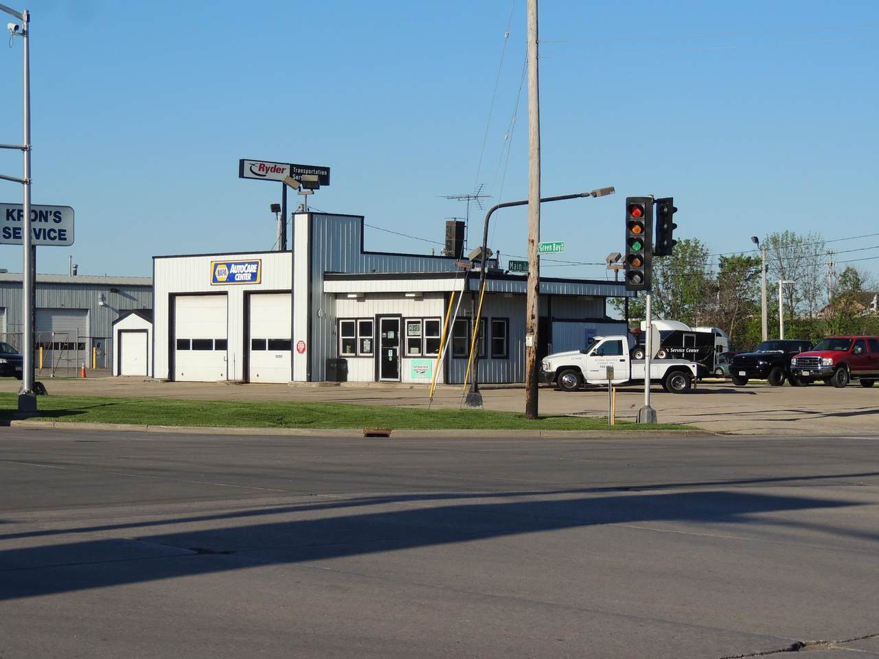 1108 Main Street - Photo 1