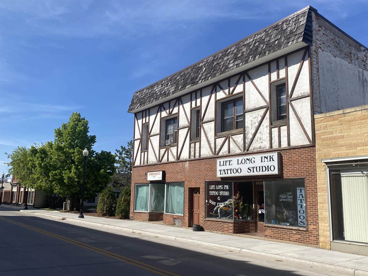 1708 Main Street - Photo 1