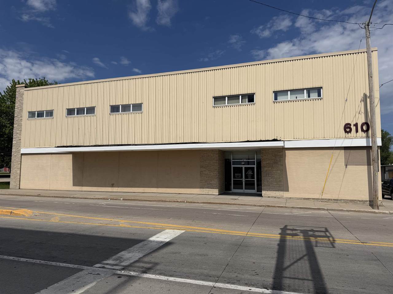 610 Broadway Street - Photo 1