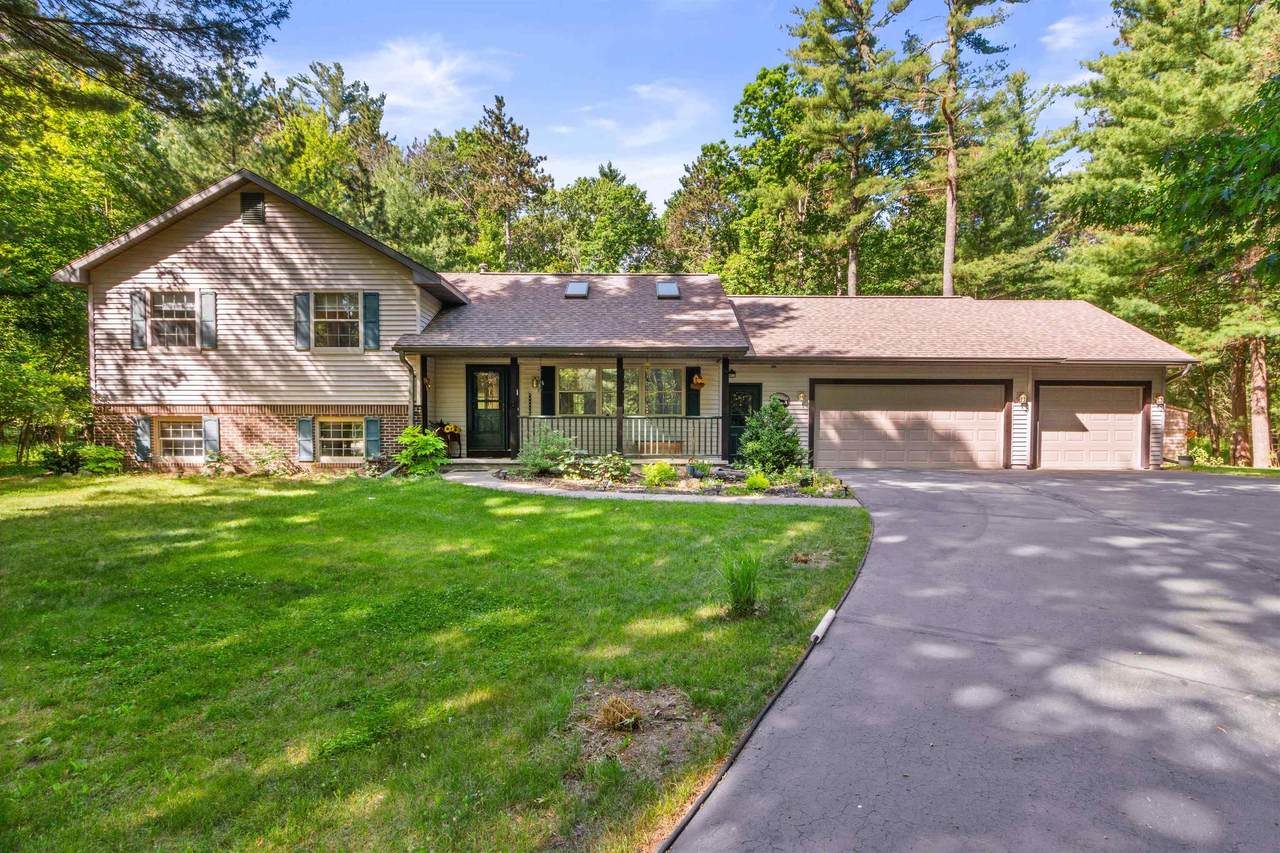 N2040 Majestic Pines Circle - Photo 1