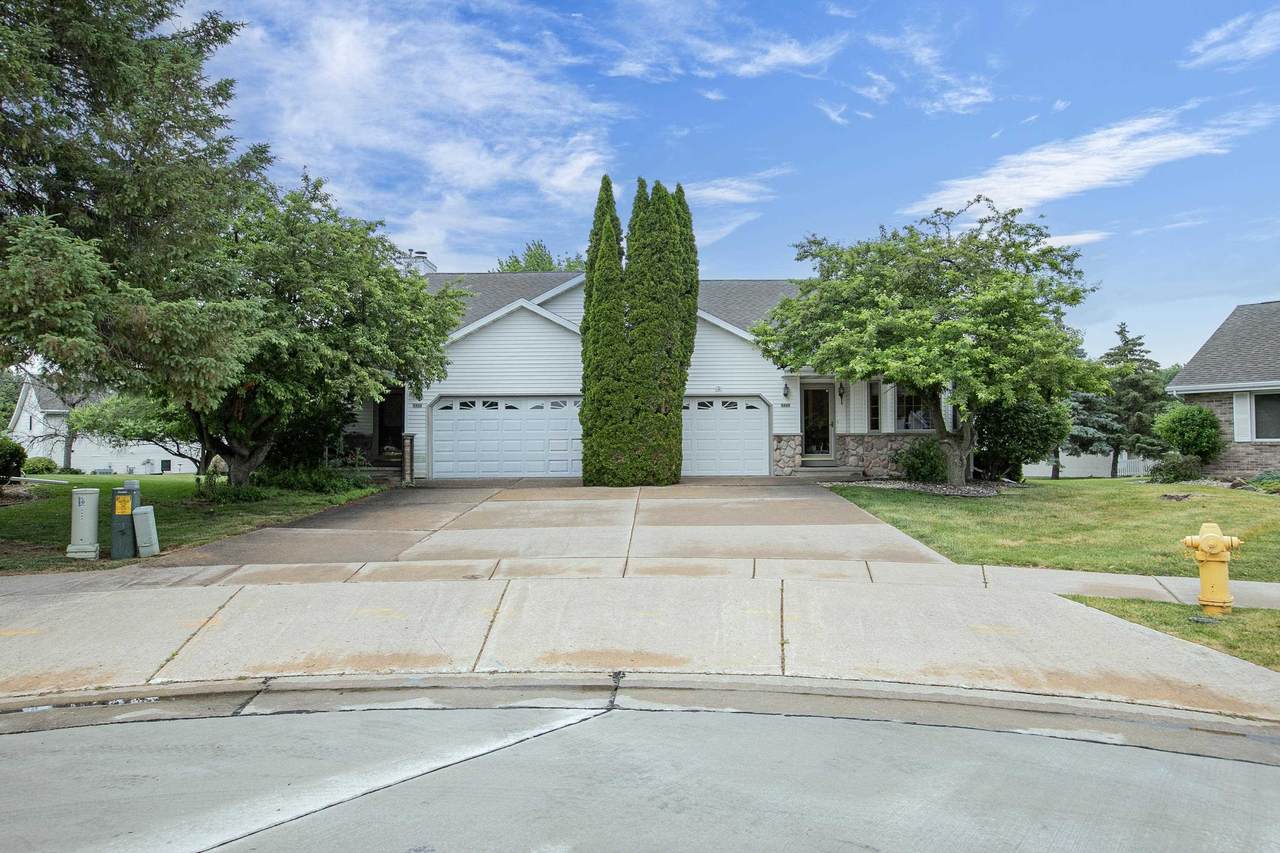 2420 Noel Court - Photo 1