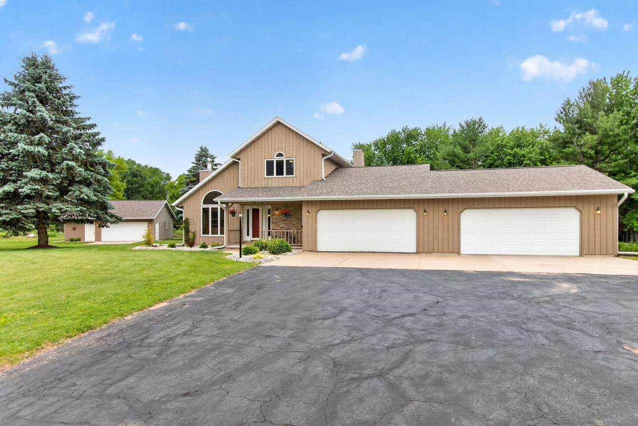 N2935 Valley View Drive - Photo 1