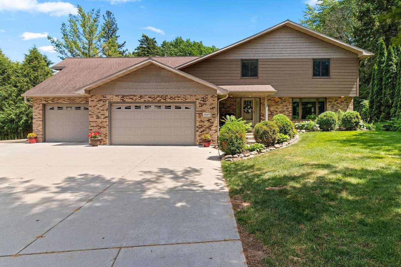 2447 Parkwood Drive - Photo 1