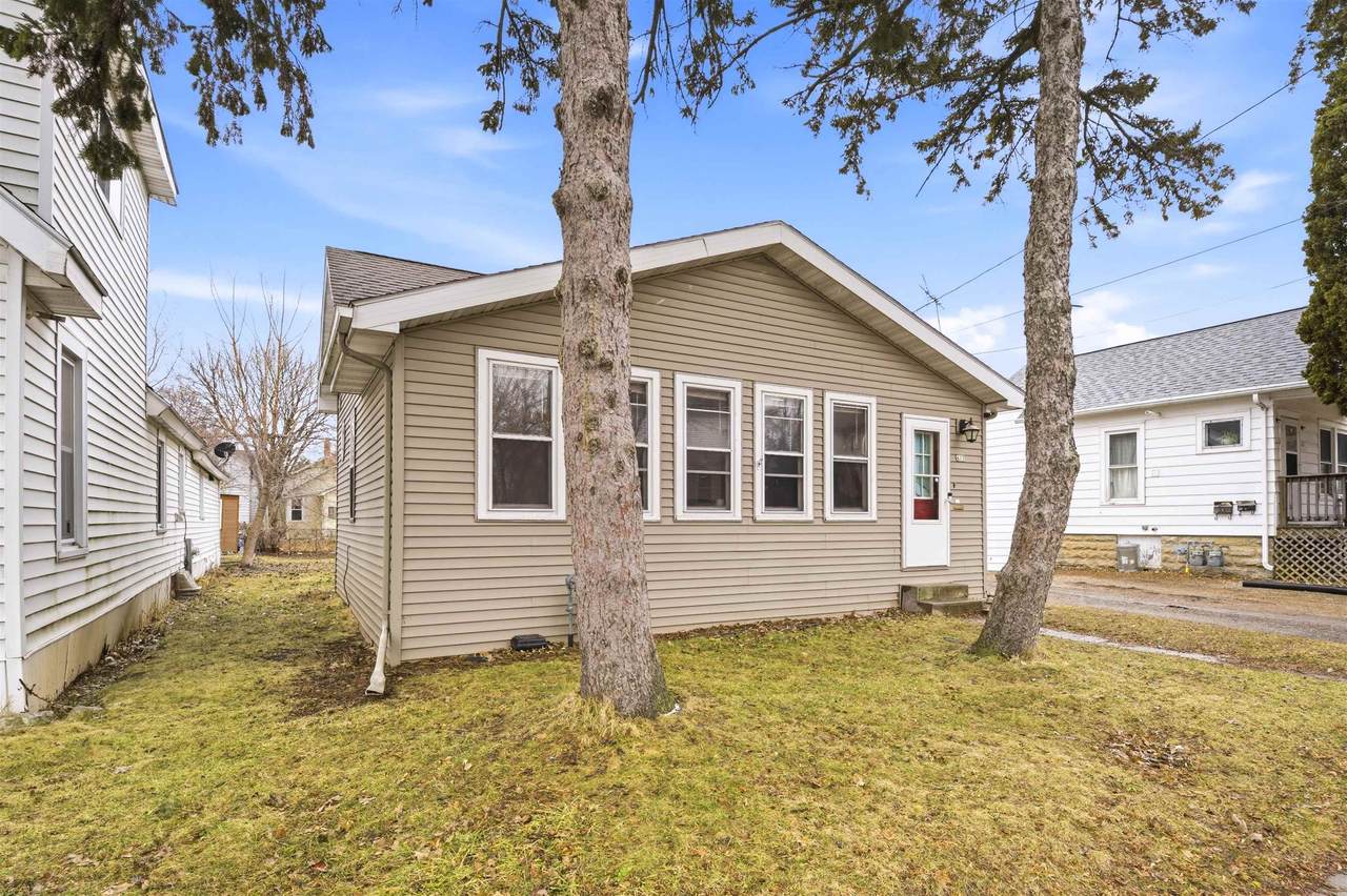 613 Shawano Avenue - Photo 1