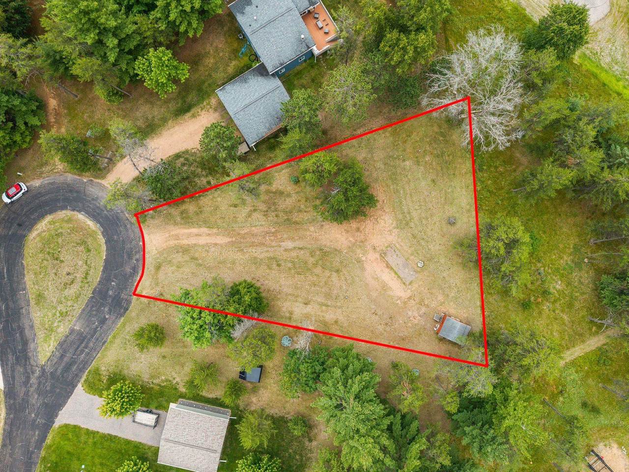 325 York Court - Photo 1