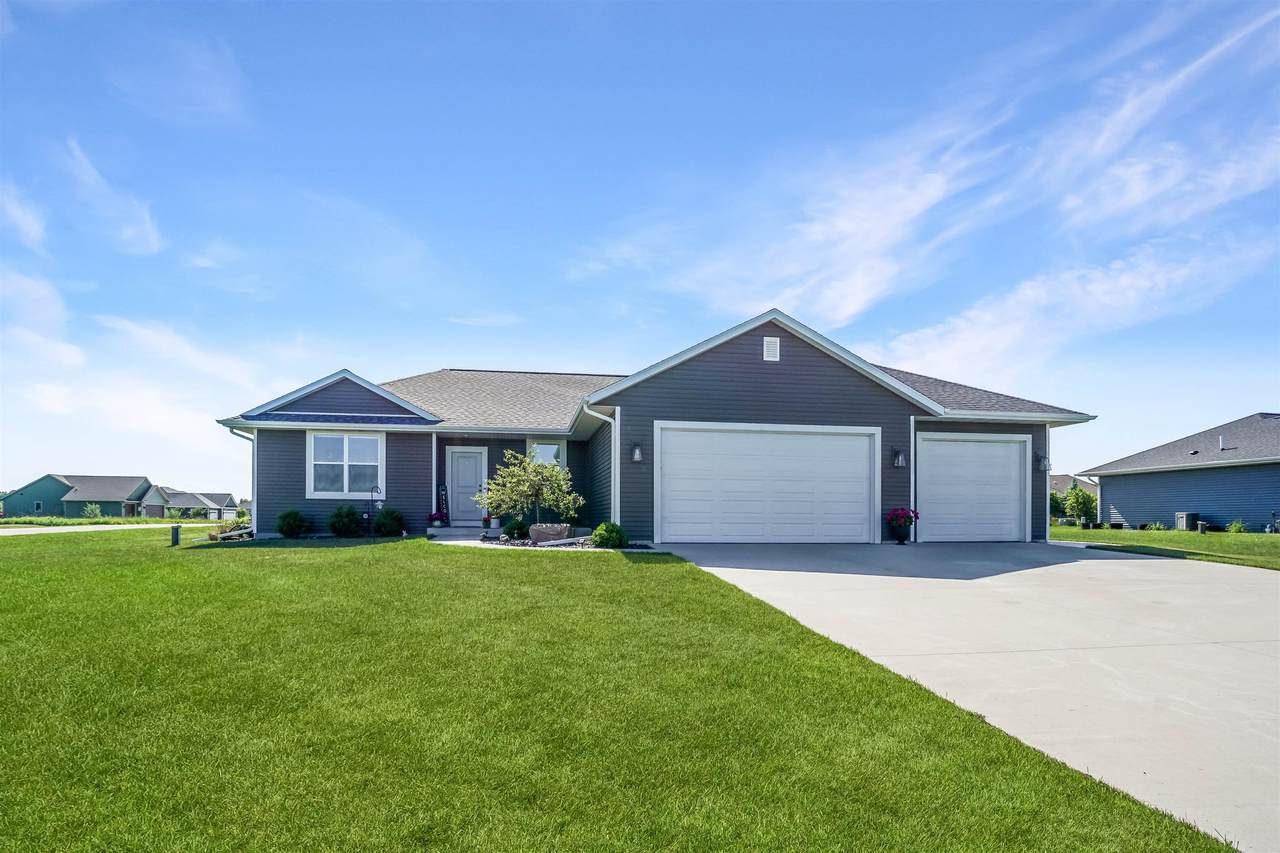 6730 Park Place Drive - Photo 1
