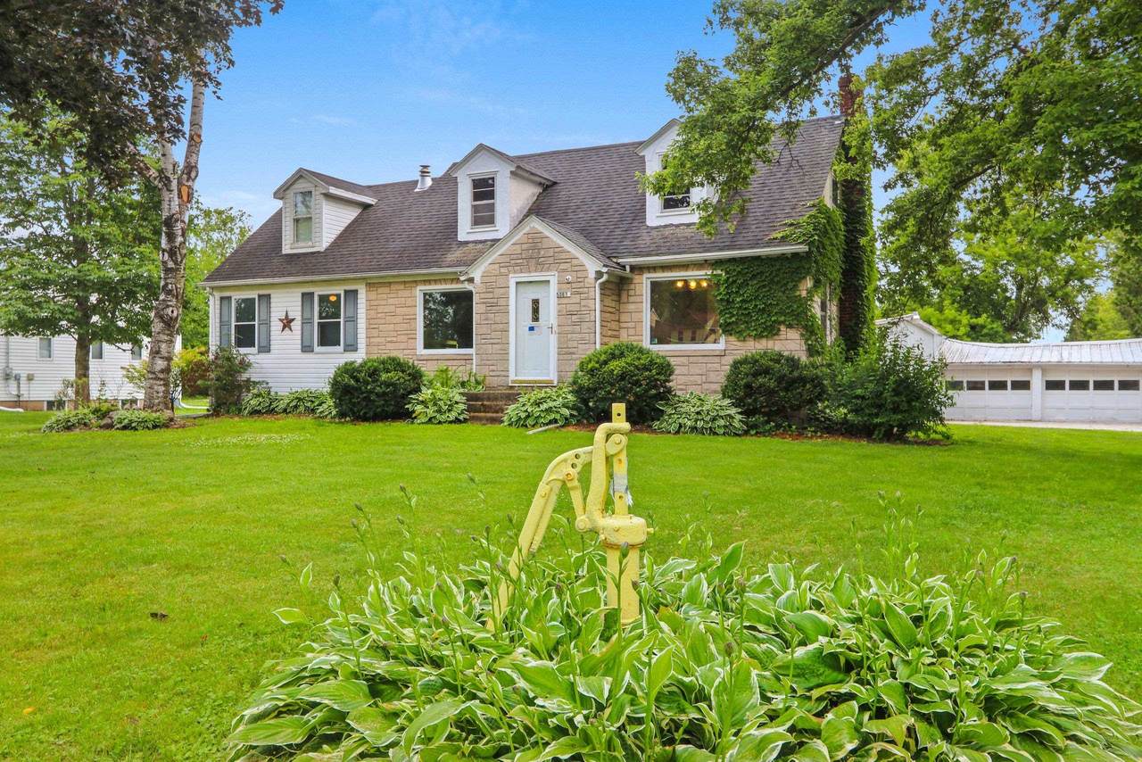 5067 Glendale Avenue - Photo 1