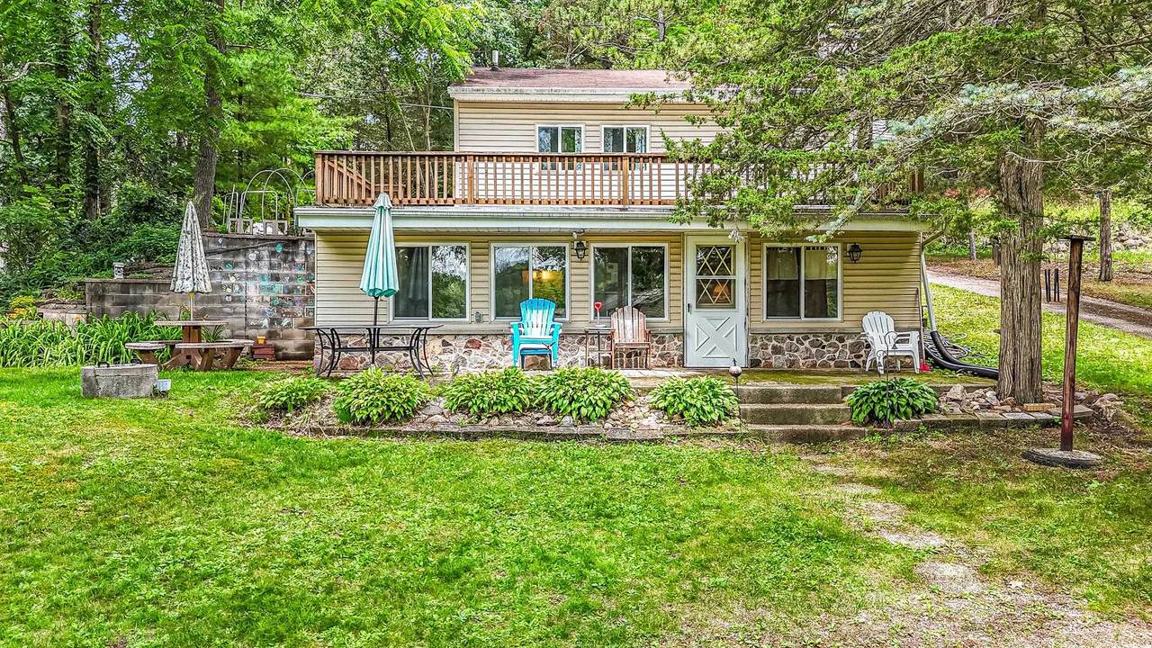 N866 Windwood Drive - Photo 1