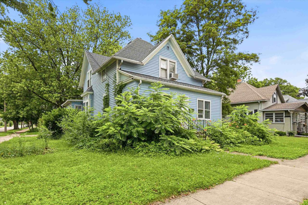 1103 Division Street - Photo 1