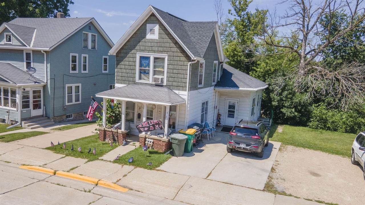 208 Jackson Street - Photo 1