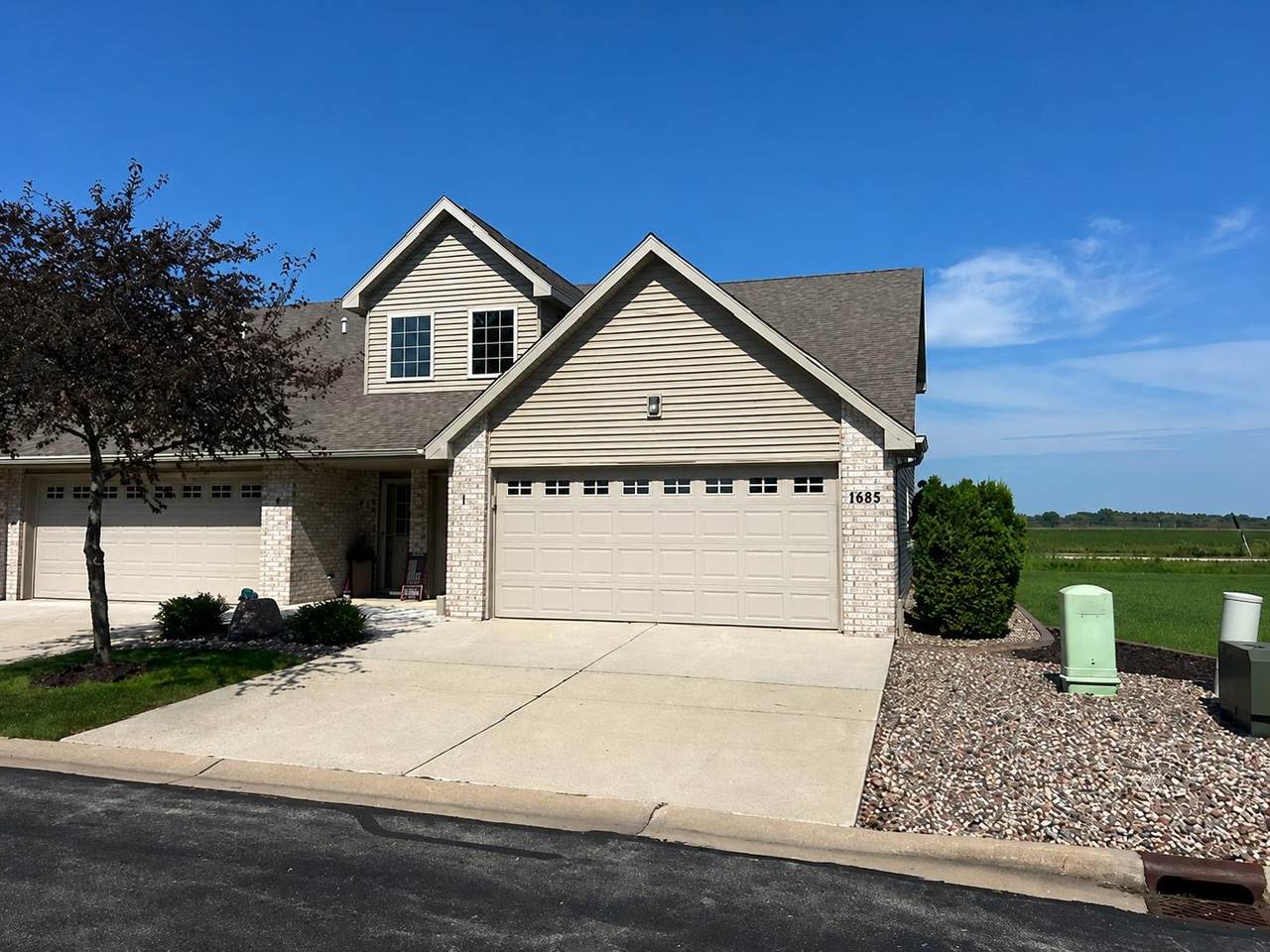 1685 Main Circle - Photo 1