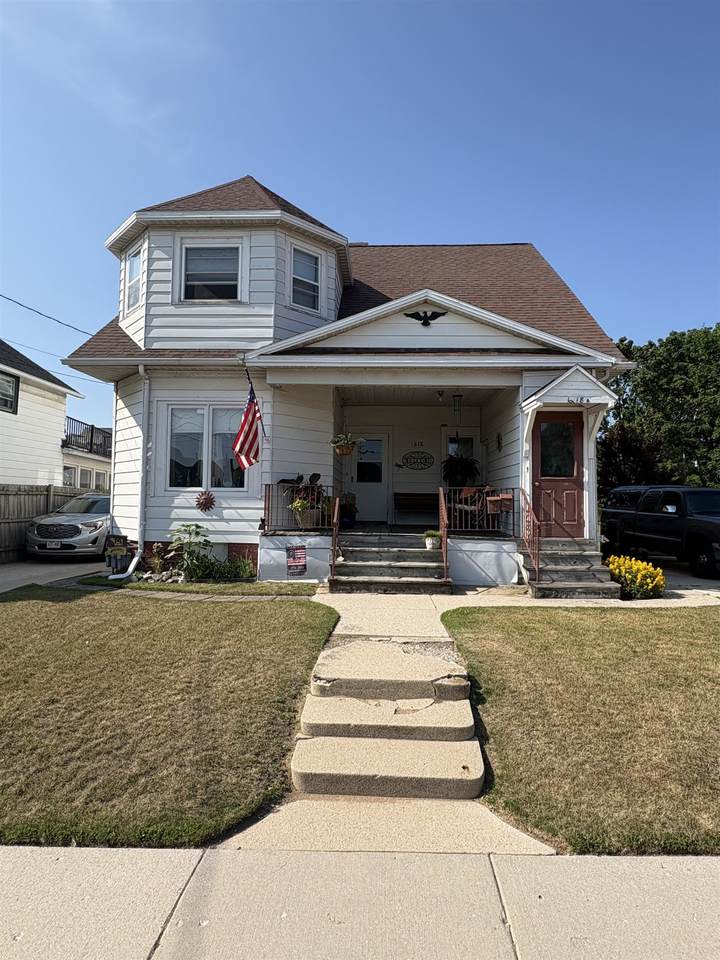 1618 20TH Street - Photo 1