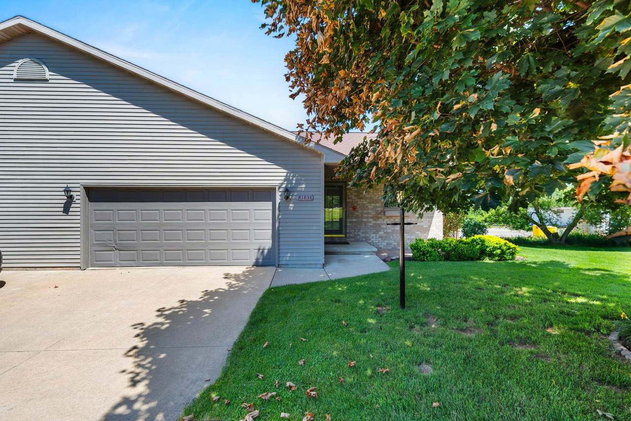 N1838 Hyacinth Court - Photo 1