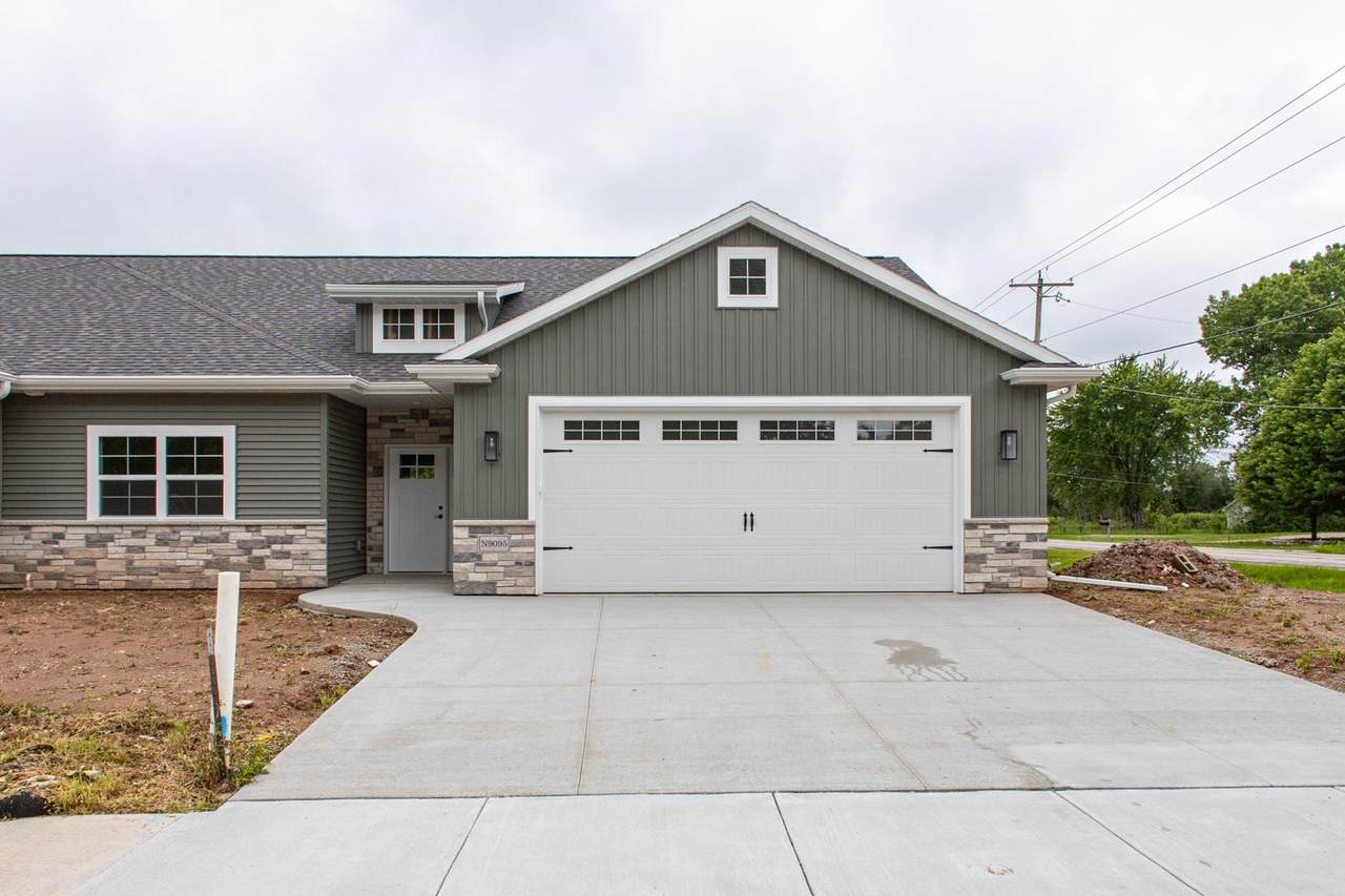 N9095 Southtowne Drive - Photo 1