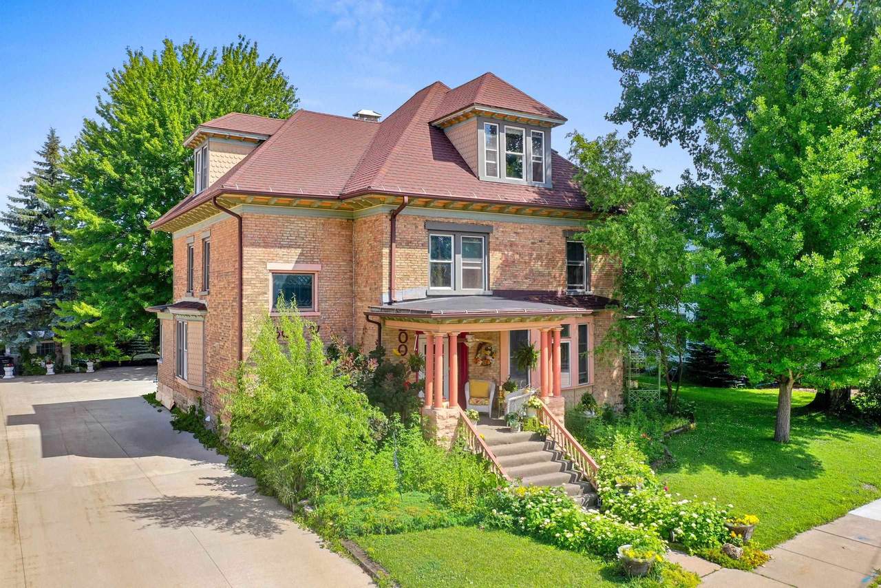 300 Prospect Avenue - Photo 1