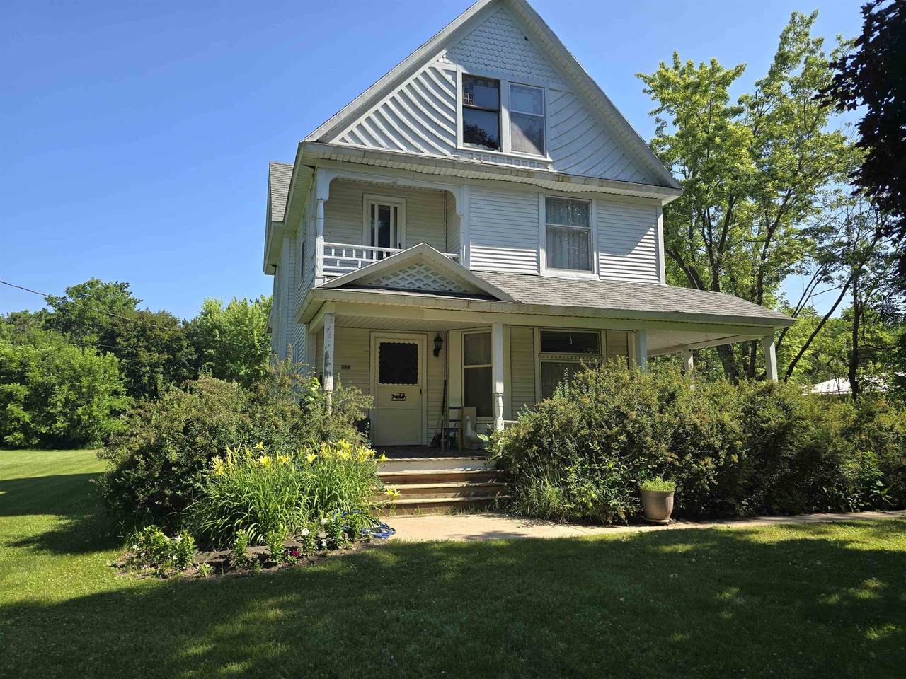 114 Mill Street - Photo 1