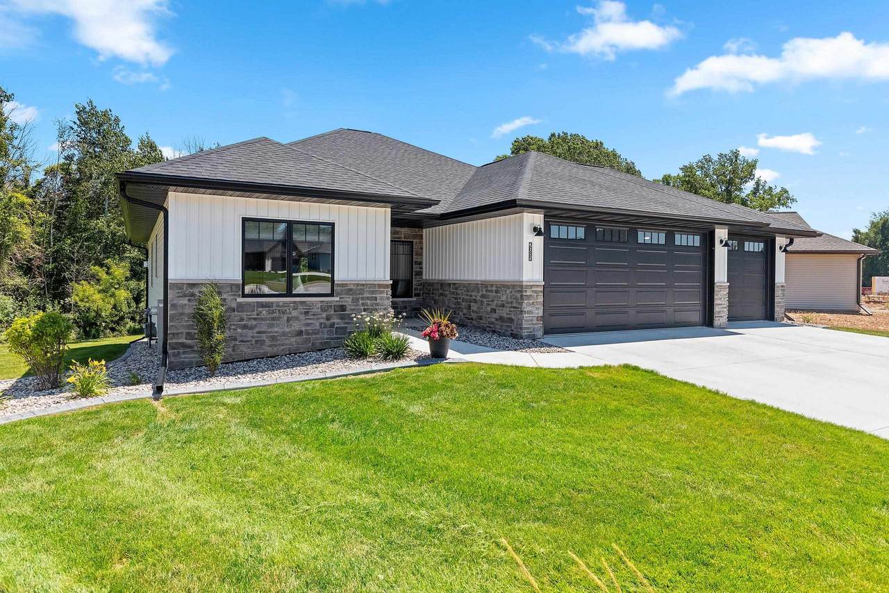 2685 Chambers Crossing - Photo 1
