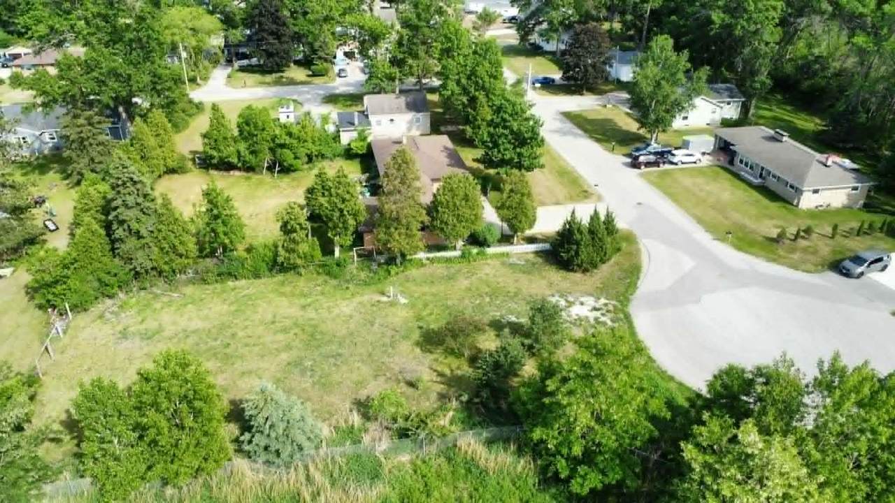 2040 Lone Grove Avenue - Photo 1