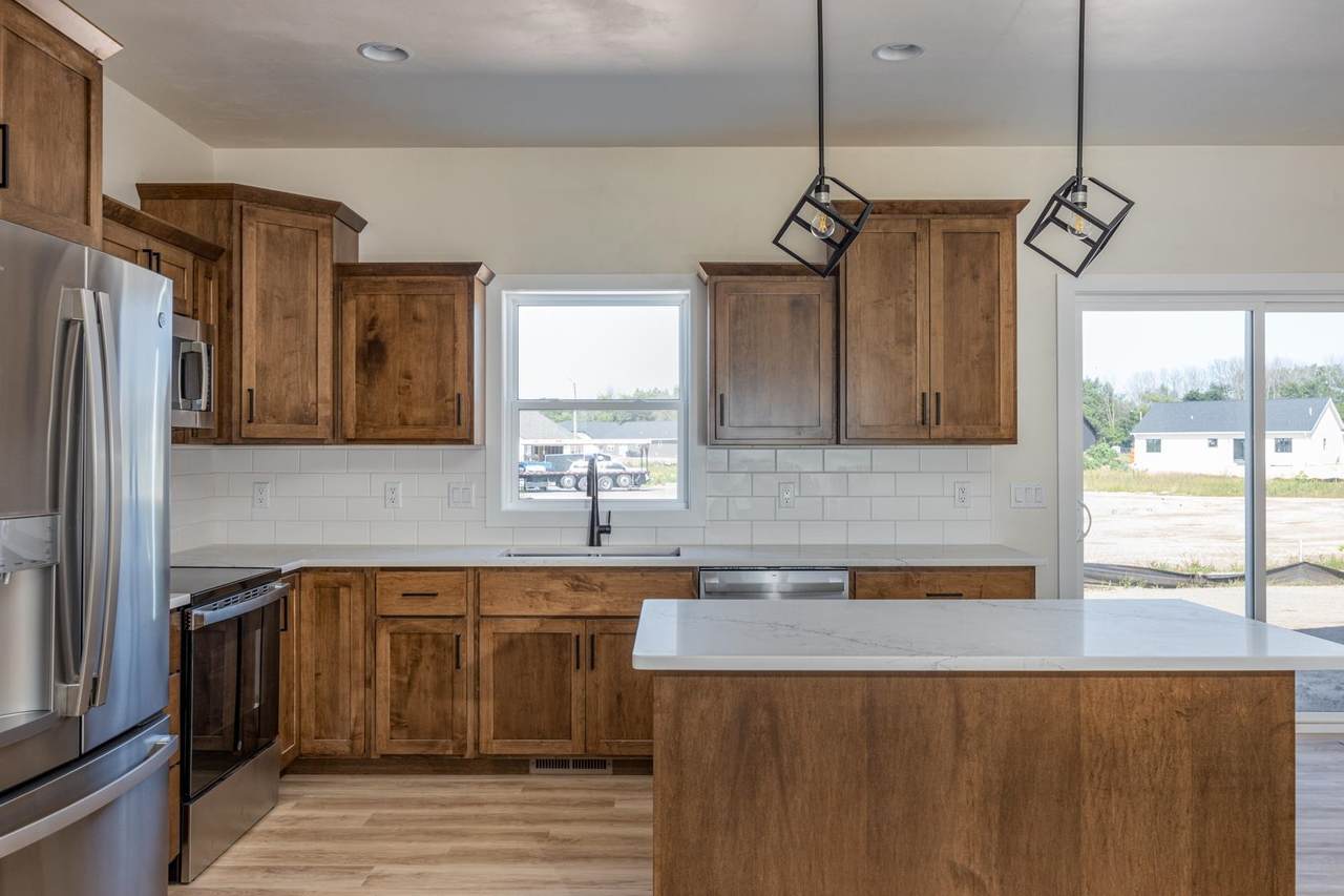 https://bt-photos.global.ssl.fastly.net/ranw/1280_boomver_1_50329497-1.jpg