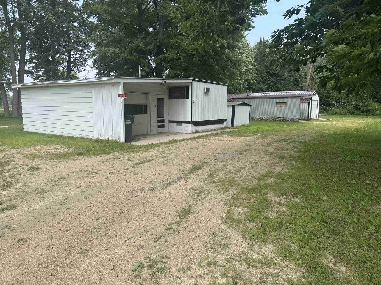 W5168 Shady Lane - Photo 1