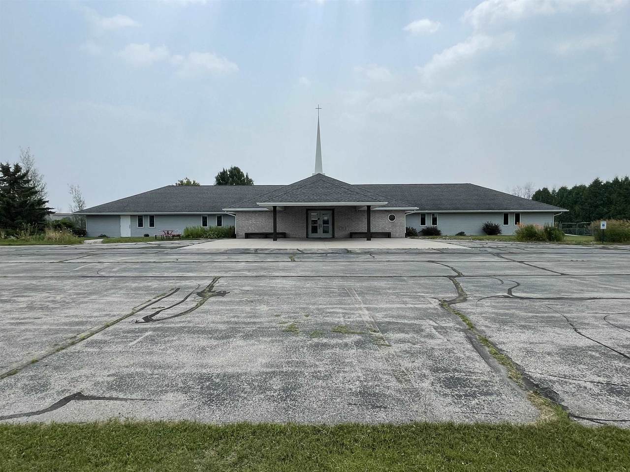 916 Feld Street - Photo 1