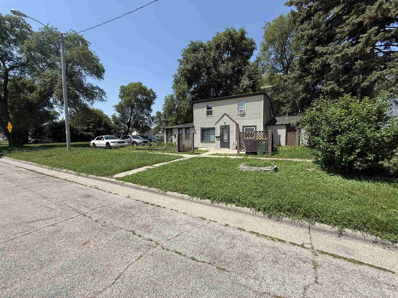 1019 Clay Street - Photo 1