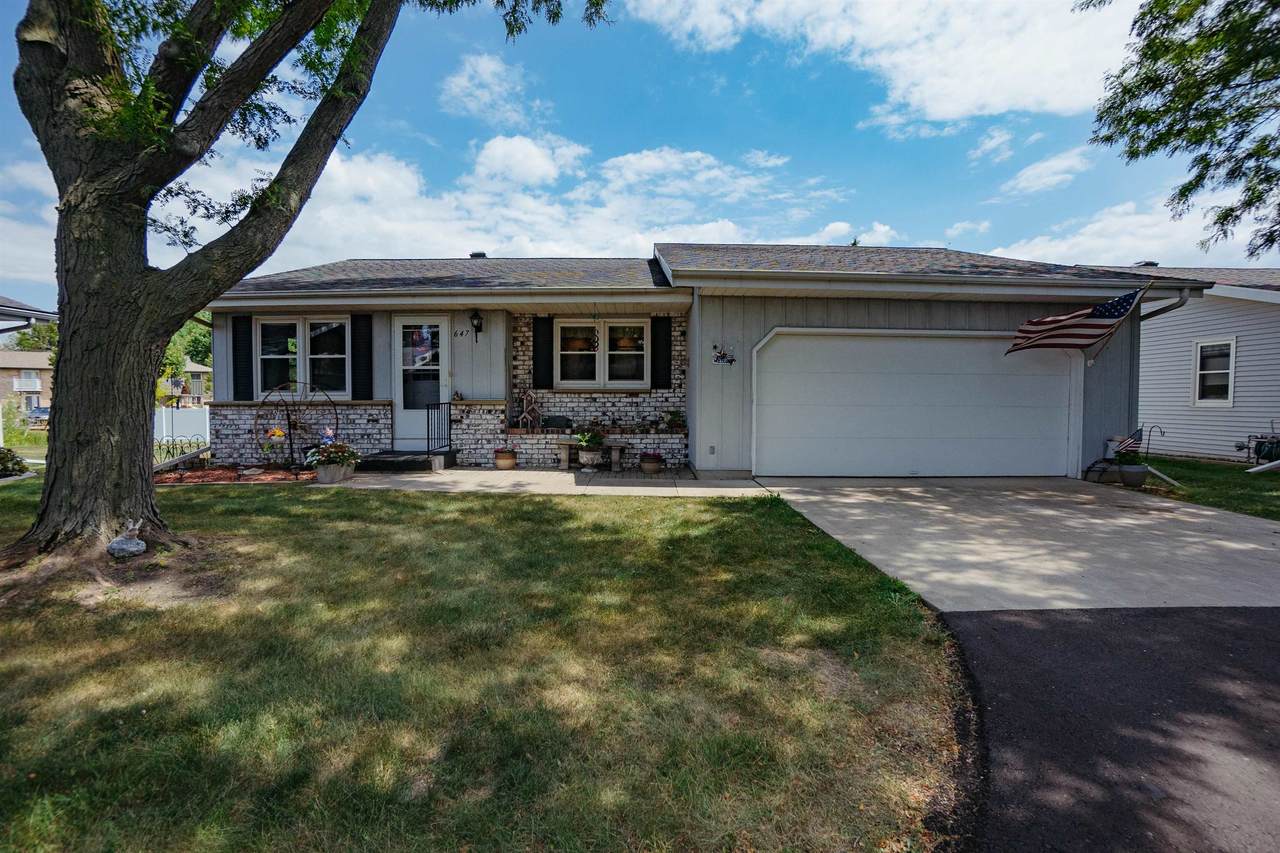 647 Scott Street - Photo 1