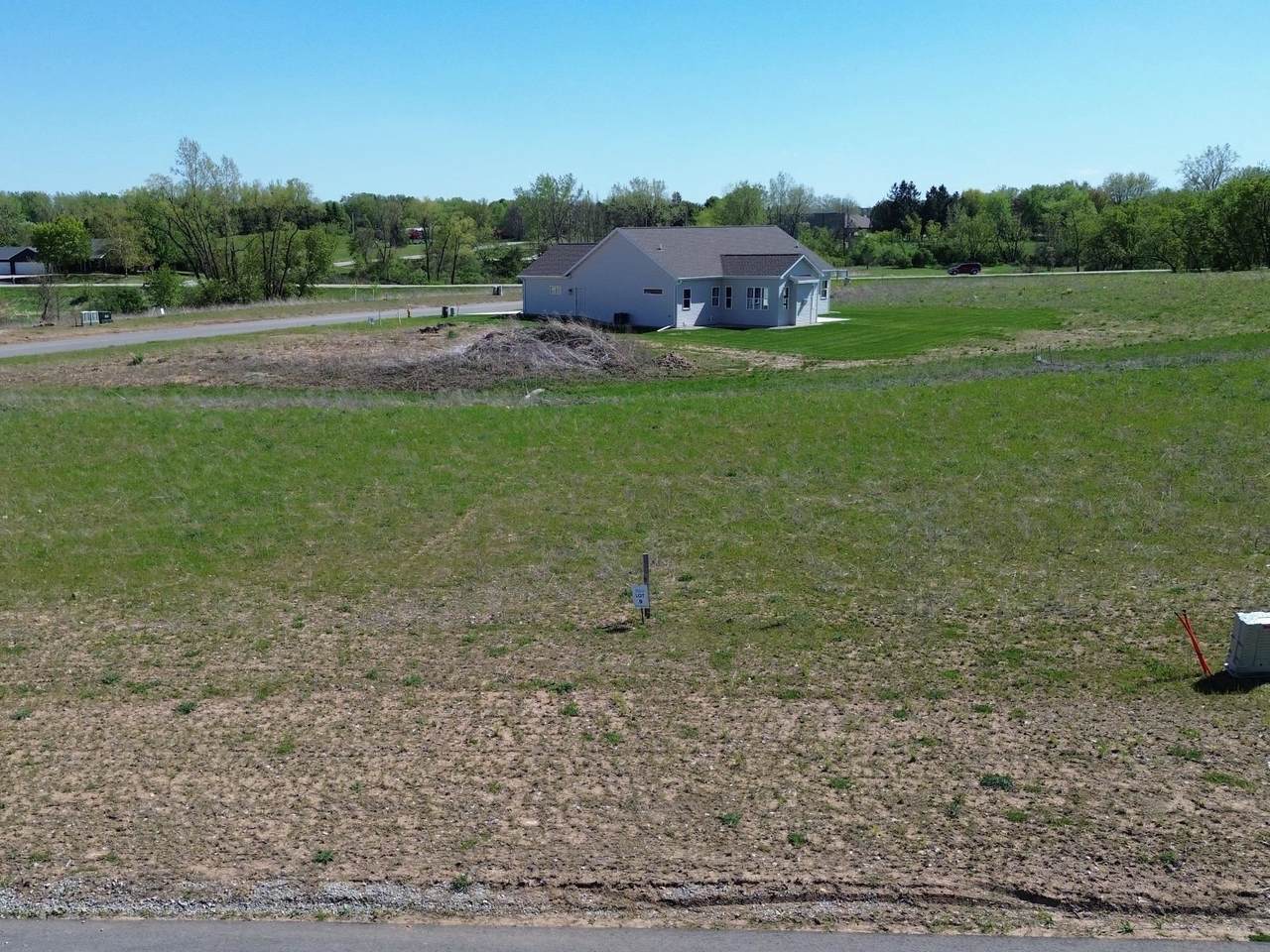  Goldfinch Drive - Photo 1