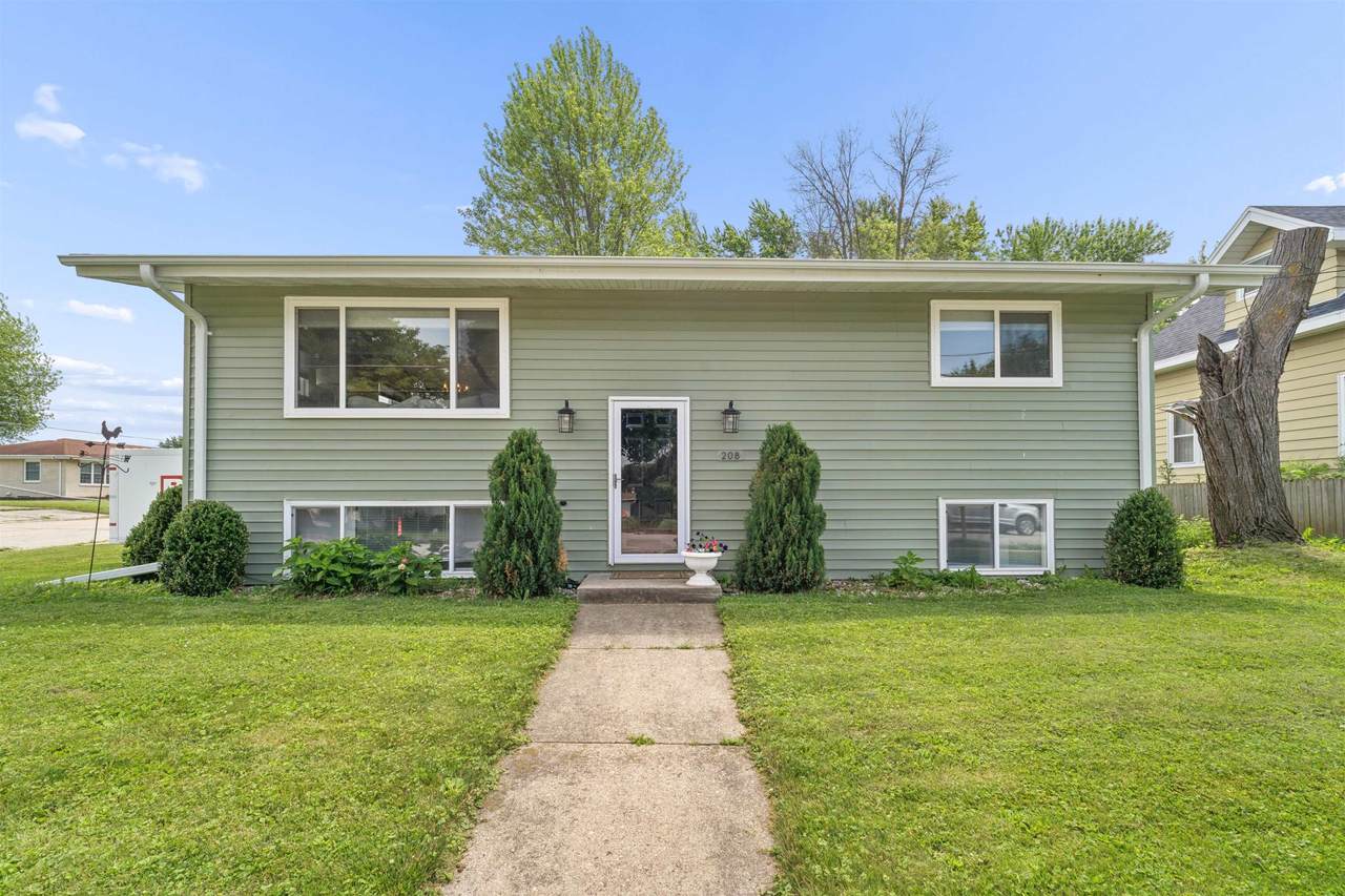208 Burdick Street - Photo 1