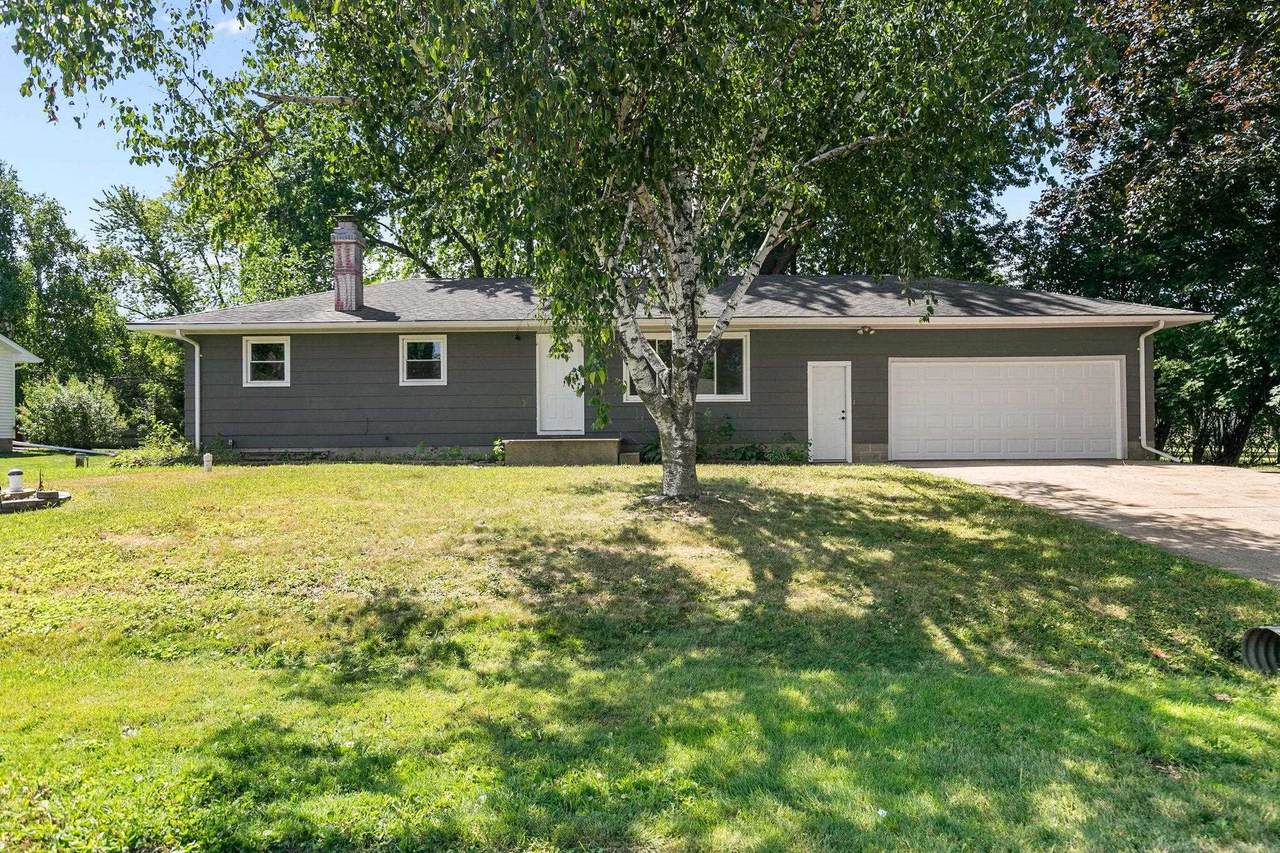 575 Glendale Avenue - Photo 1