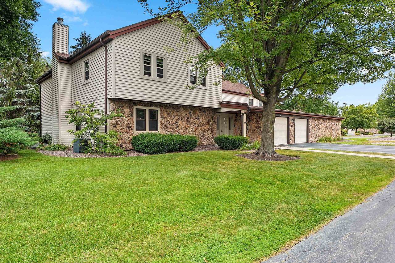 1820 Ridgeway Drive - Photo 1