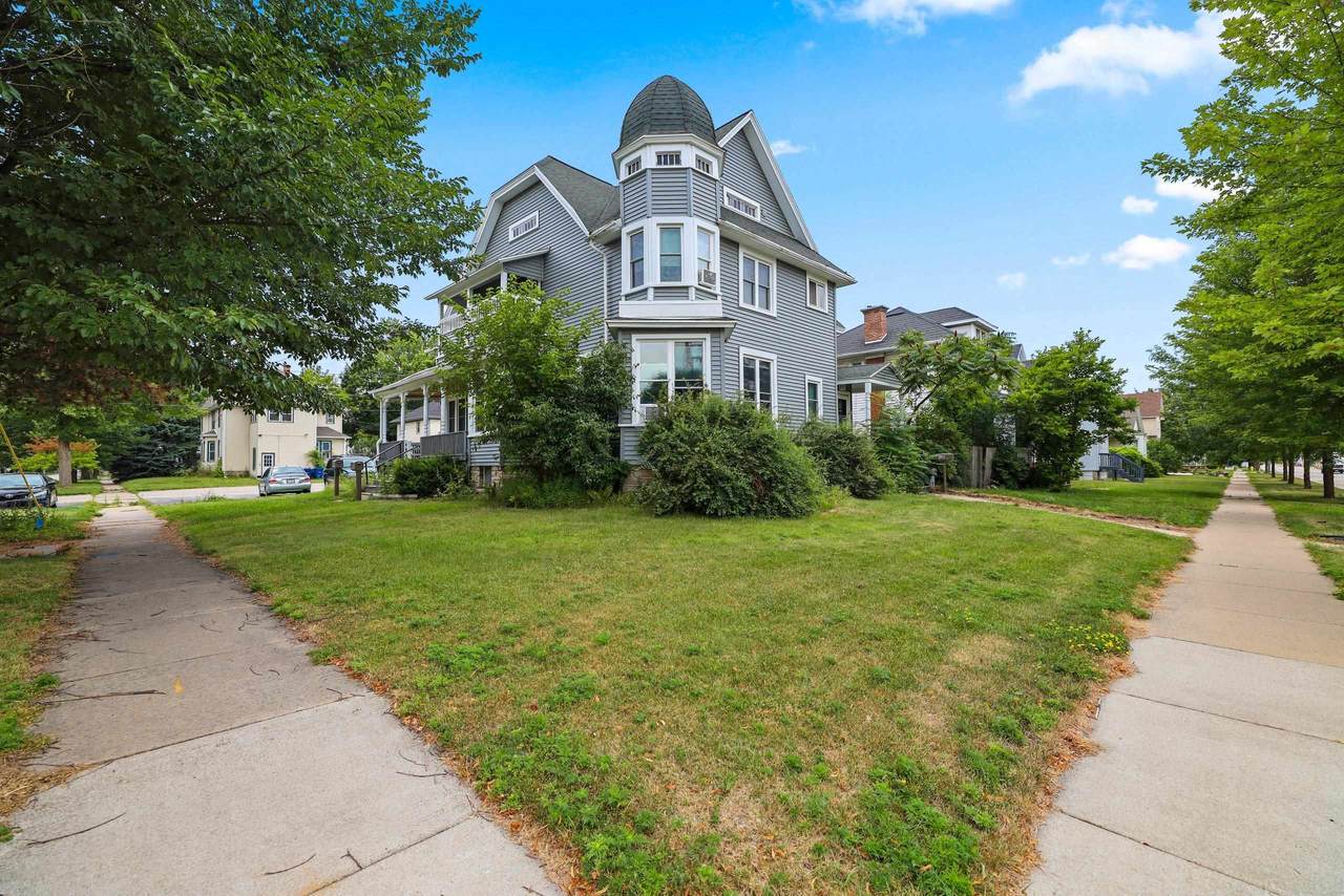 803 Broadway - Photo 1