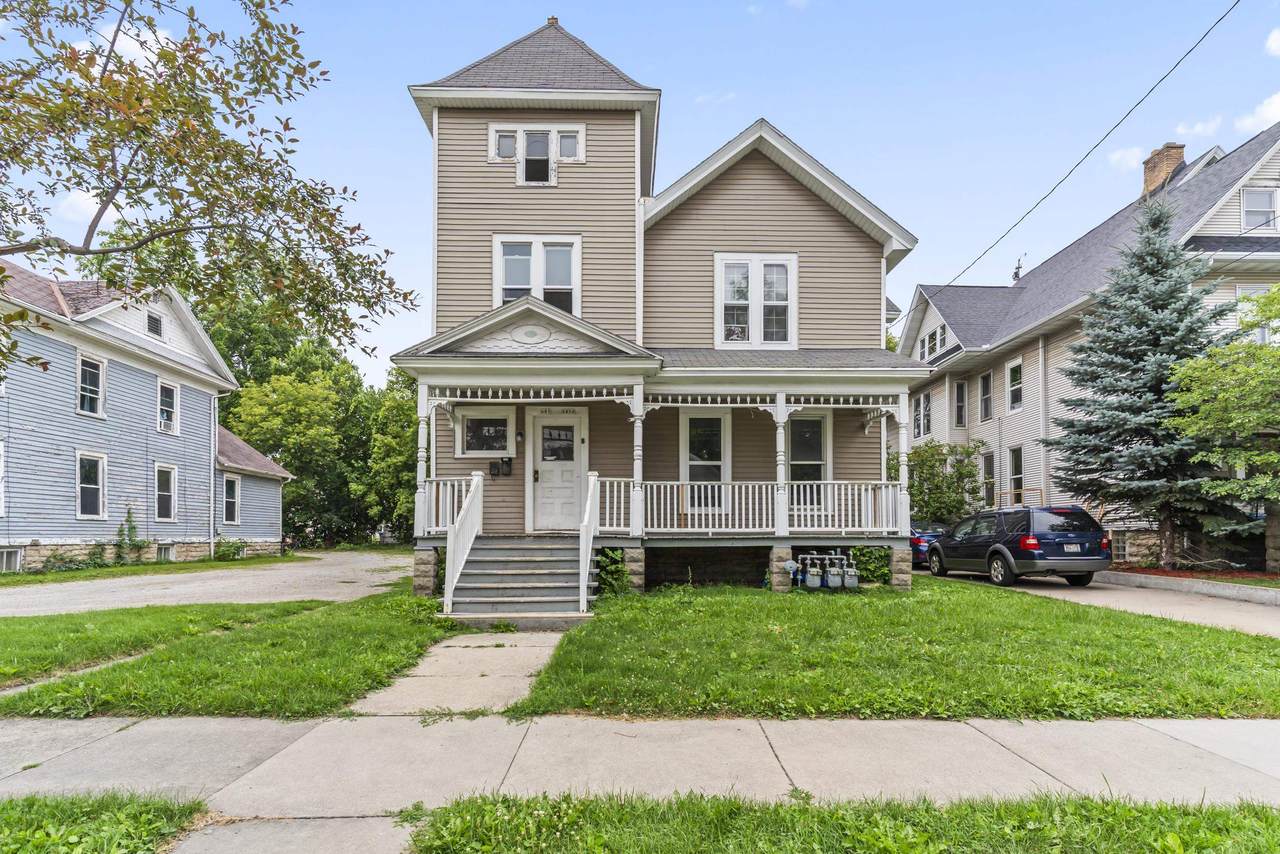 685 Franklin Street - Photo 1