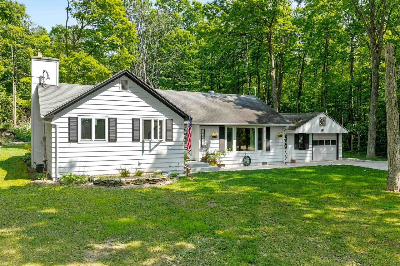 10844 Spring Road - Photo 1