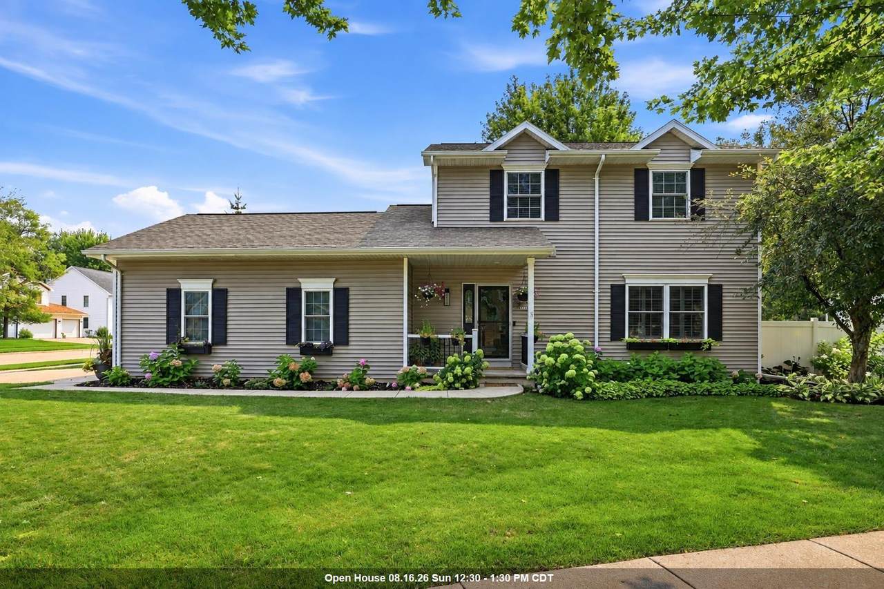 1520 Wellington Drive - Photo 1
