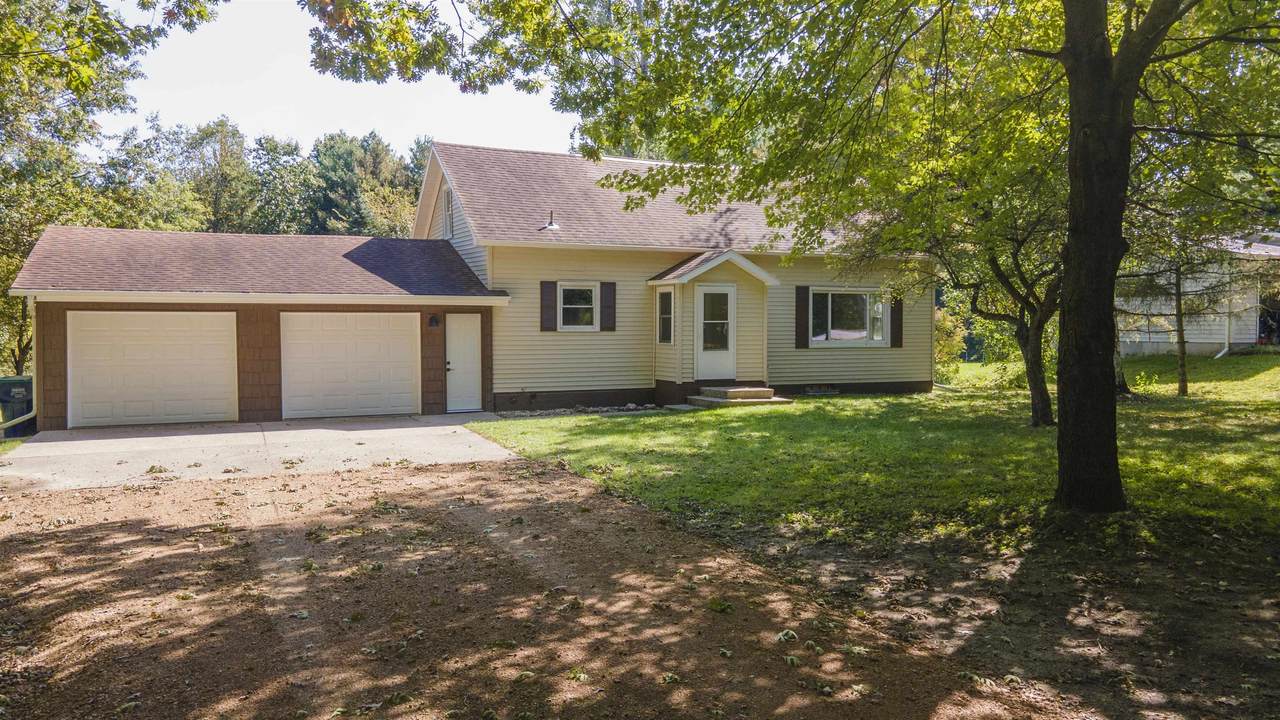 E2059 Westgate Acres Road - Photo 1