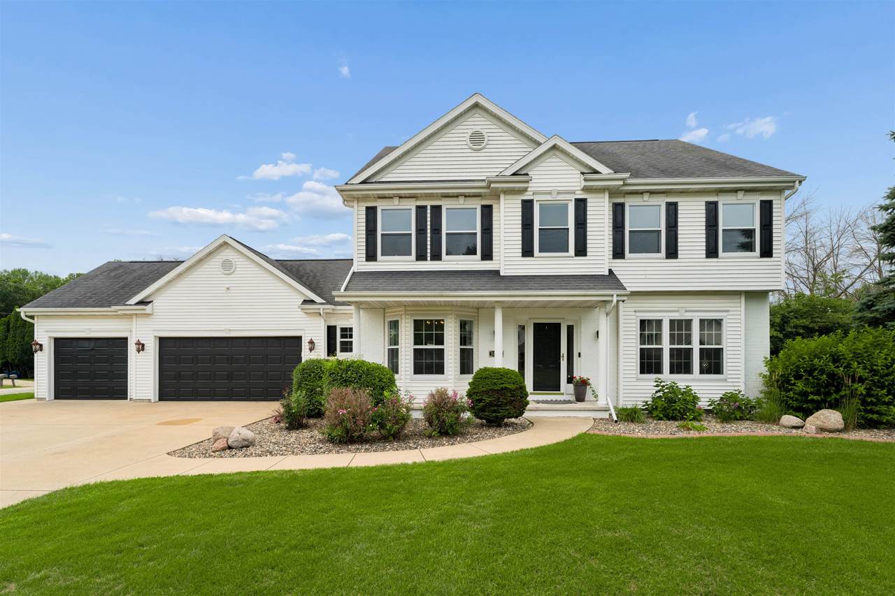 2809 Pine Ridge Road - Photo 1