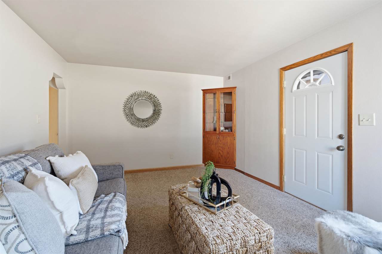 https://bt-photos.global.ssl.fastly.net/ranw/1280_boomver_1_50331357-1.jpg