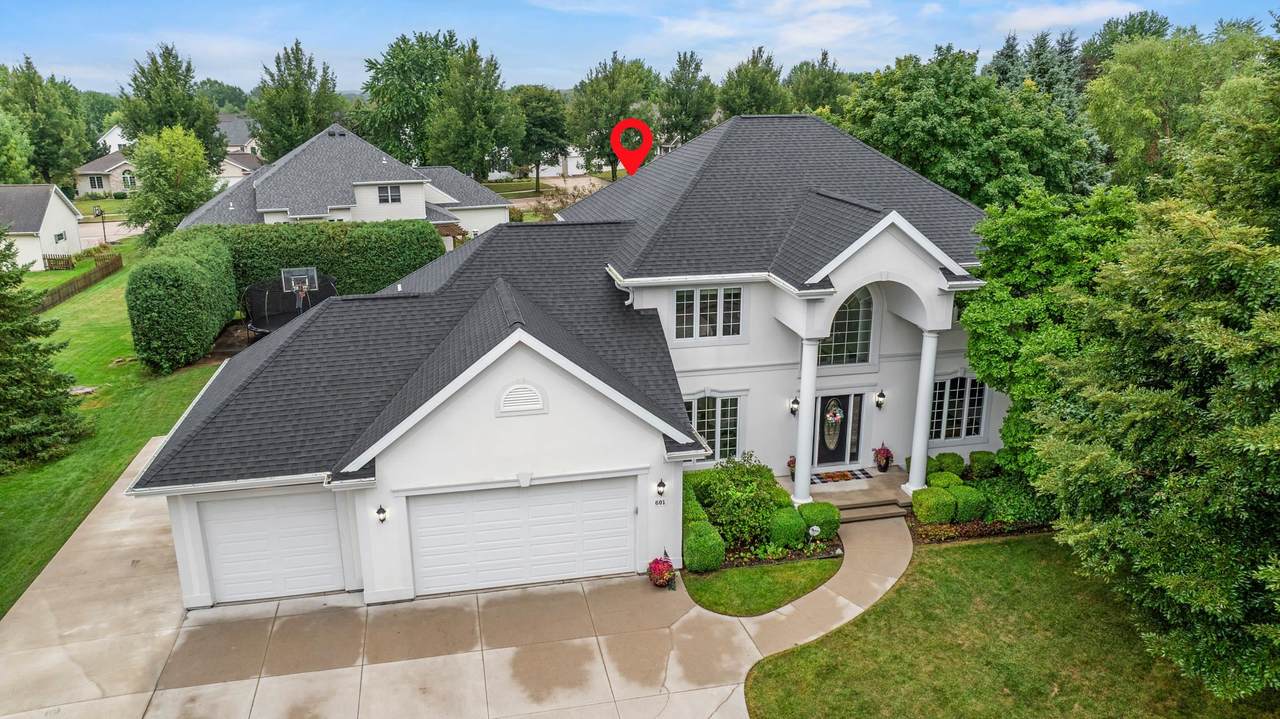 601 Carrington Lane - Photo 1