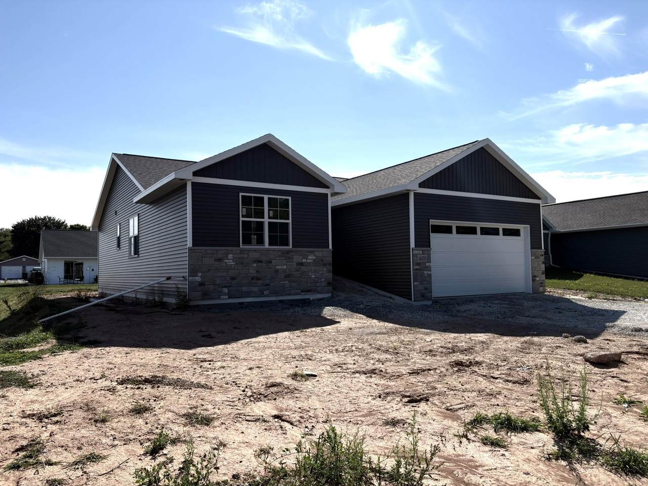 1605 Janice Avenue - Photo 1