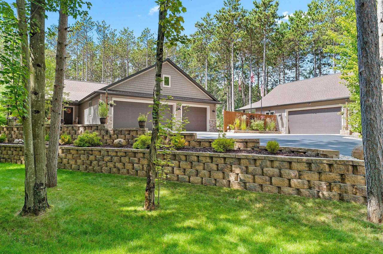 863 Maple Leaf Trail - Photo 1