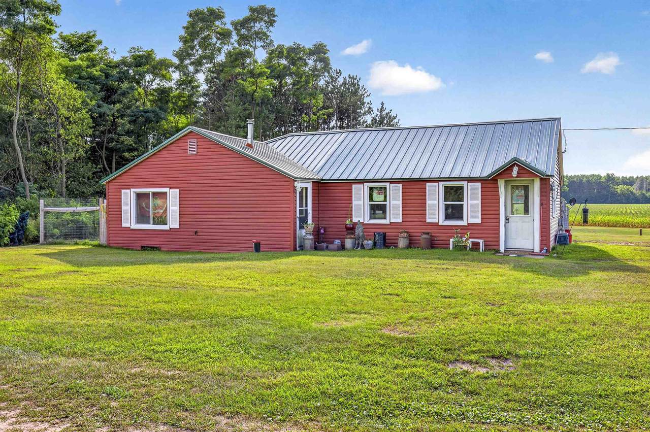 N3043 Pioneer Road - Photo 1