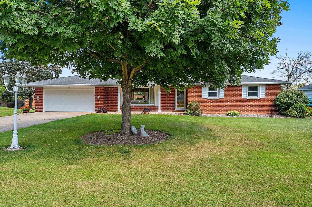 161 Parkside Court - Photo 1